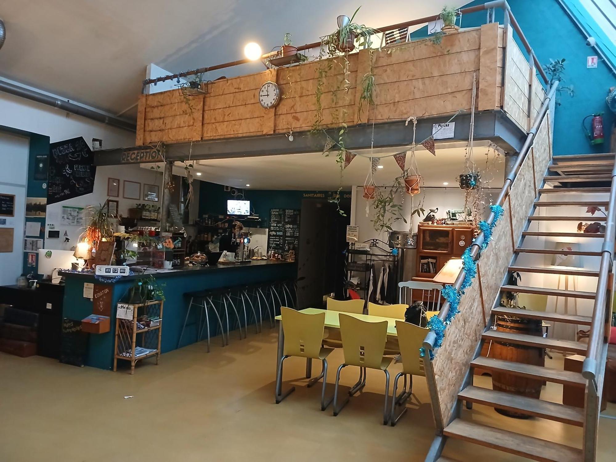 Alter'hostel Auberge de jeunesse *